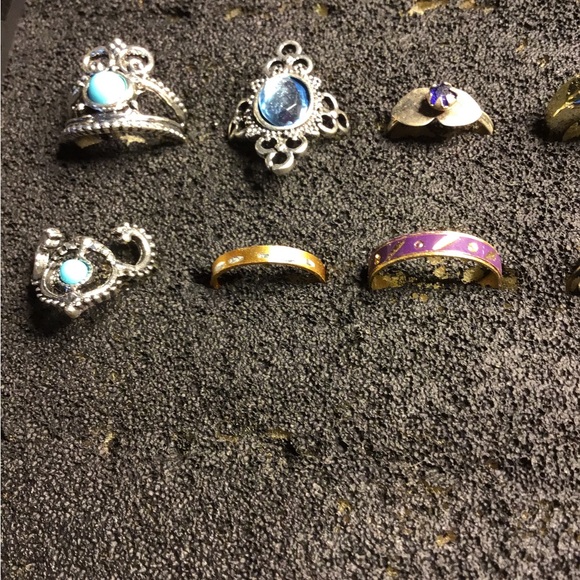 12 rings  ALL NWOT .... rings shown     ....   r7 - Picture 5 of 9